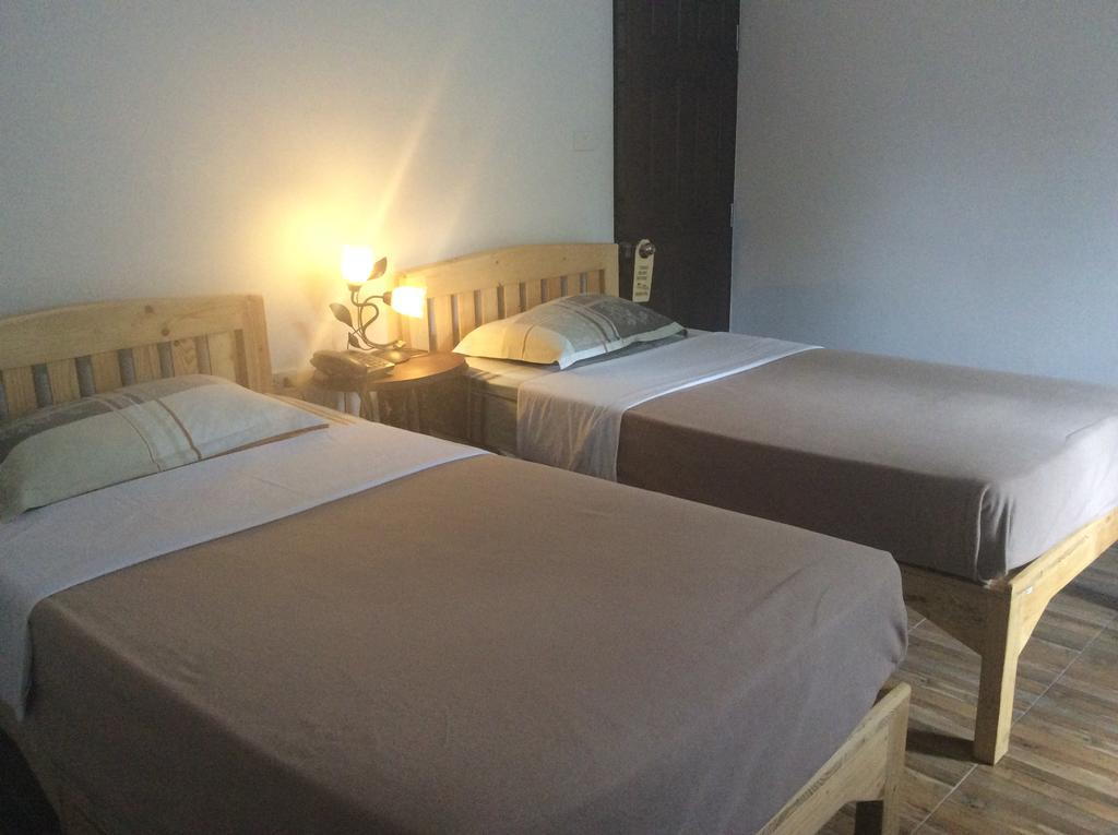 Mountain View Guesthousechiangmai บ้านพัก 2*