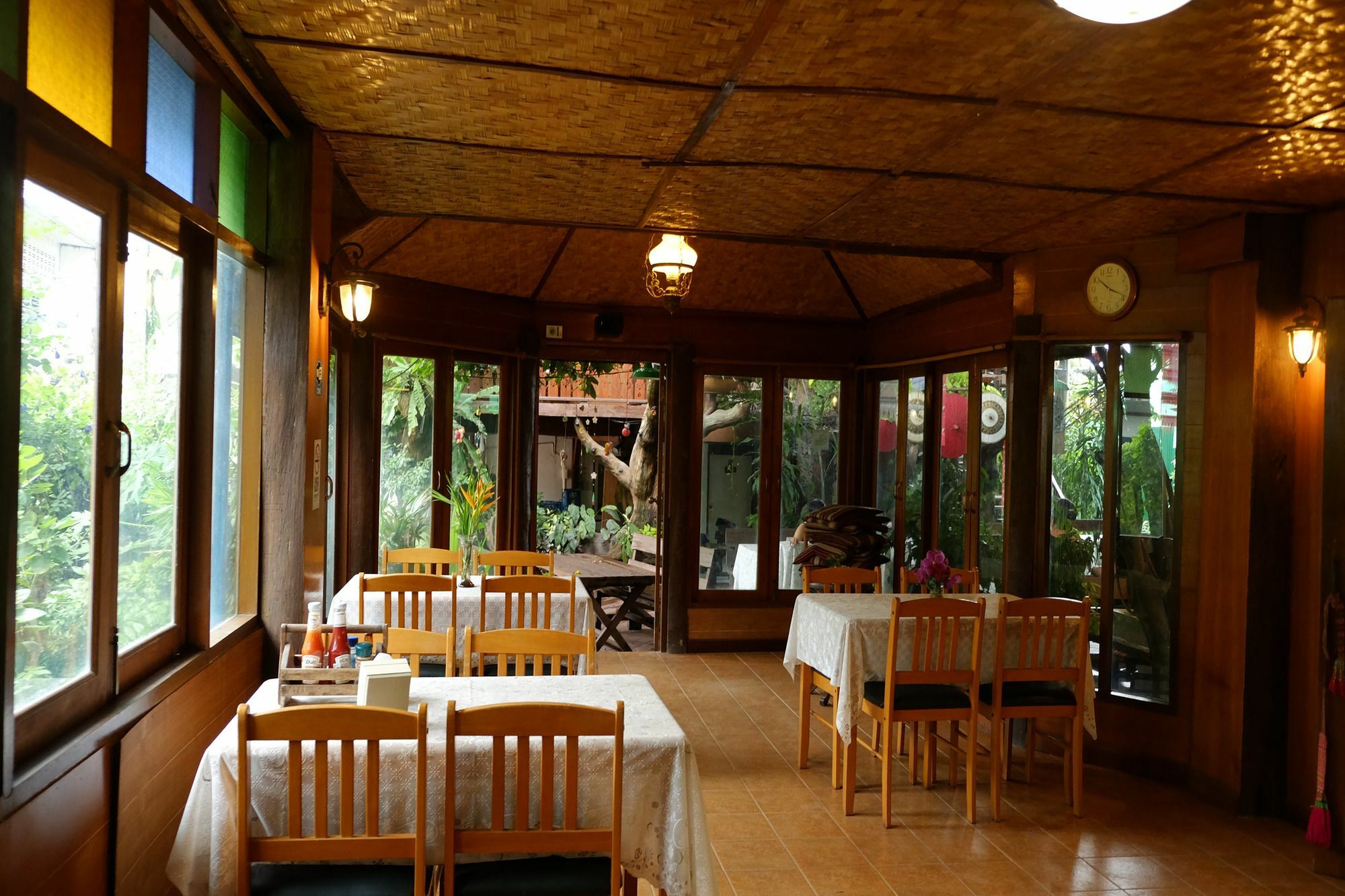 Mountain View Guesthousechiangmai 2*